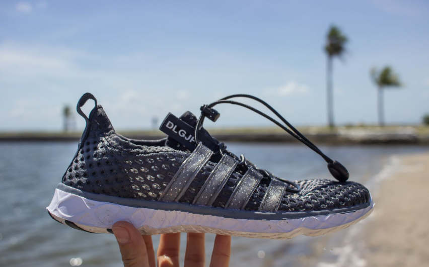 What’s the Difference Between Women’s Water Shoes and Regular Sandals?